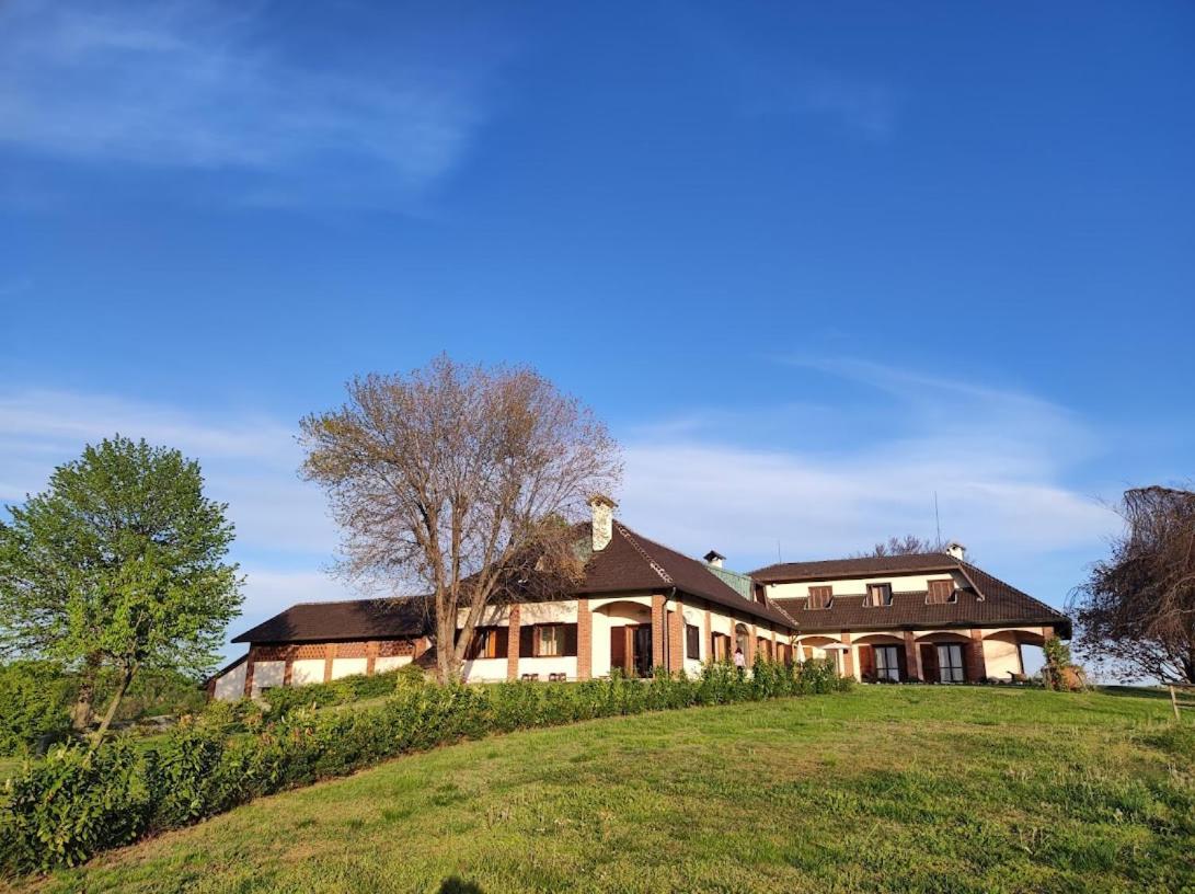 Villa Pieve Монкалво Екстериор снимка