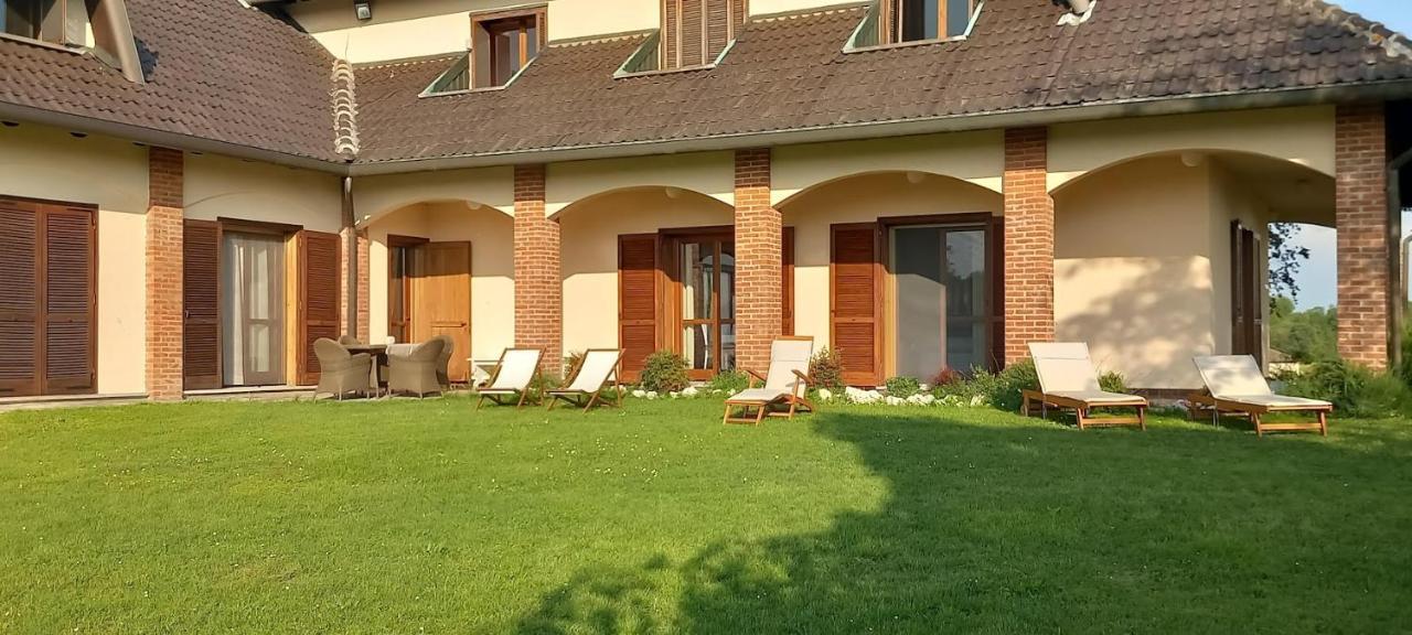 Villa Pieve Монкалво Екстериор снимка